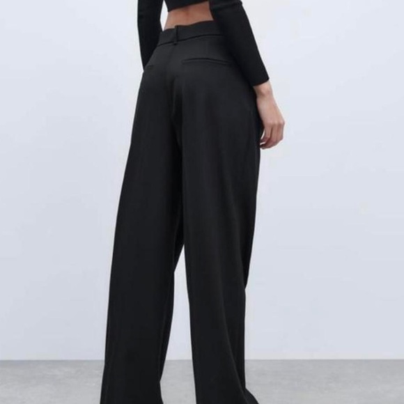 **SOLD DO NOT BUY** Zara mid rise straight leg pants - Picture 3 of 4
